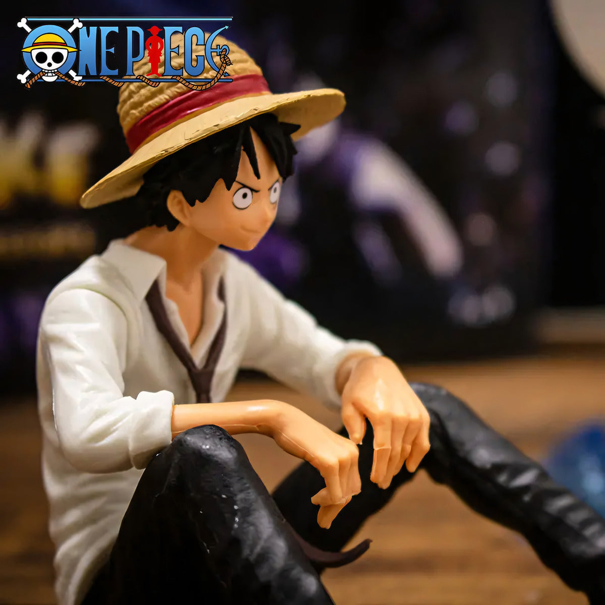 Figura Coleccionable One Piece - Luffy Sentado 12 Cm - Koh Darshan