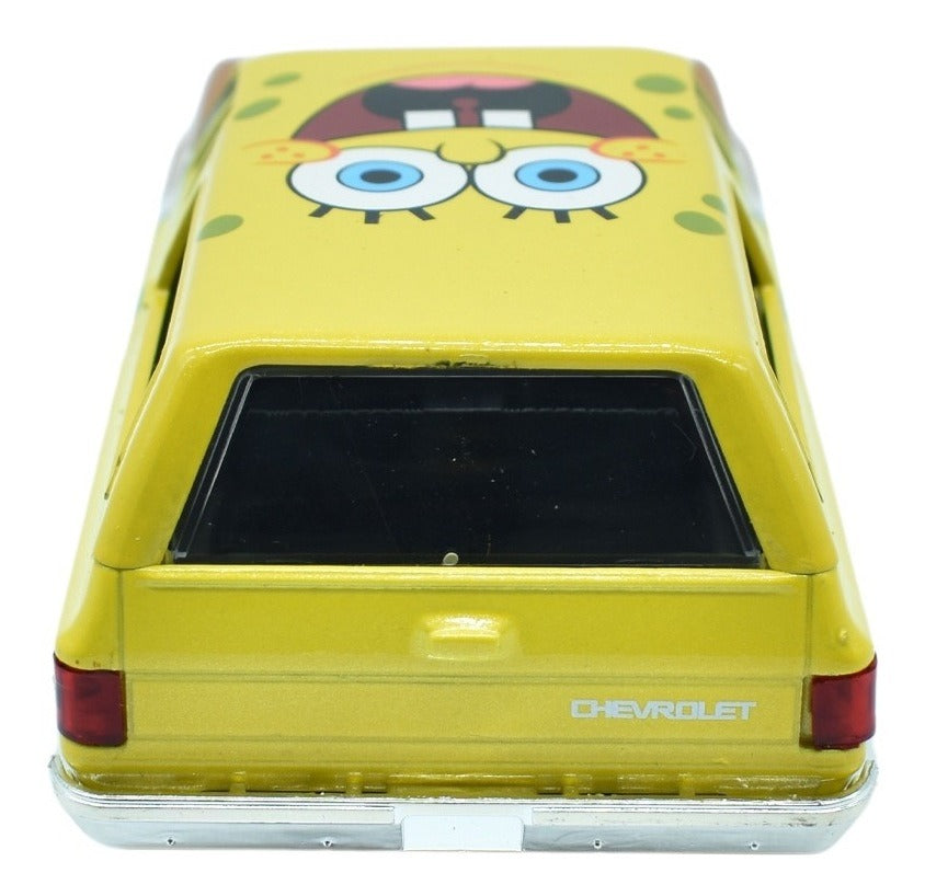 Auto A Escala Coleccionable Chevy K5 Blazer Bob Esponja 1:32