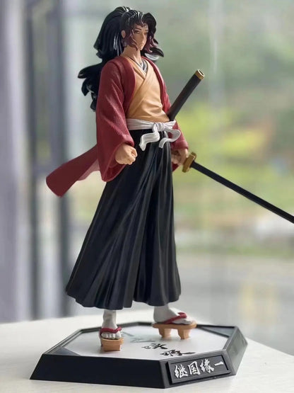 Figura Coleccionable Demon Slayer - Yoriichi Tsugikuni 30 Cm