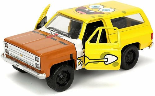 Auto A Escala Coleccionable Chevy K5 Blazer Bob Esponja 1:32