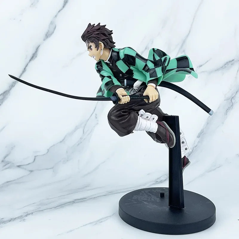 Figura Coleccionable Demon Slayer - Tanjiro Kamado 18 Cm