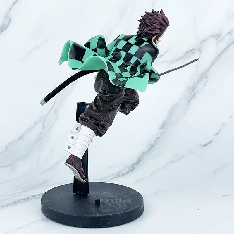 Figura Coleccionable Demon Slayer - Tanjiro Kamado 18 Cm